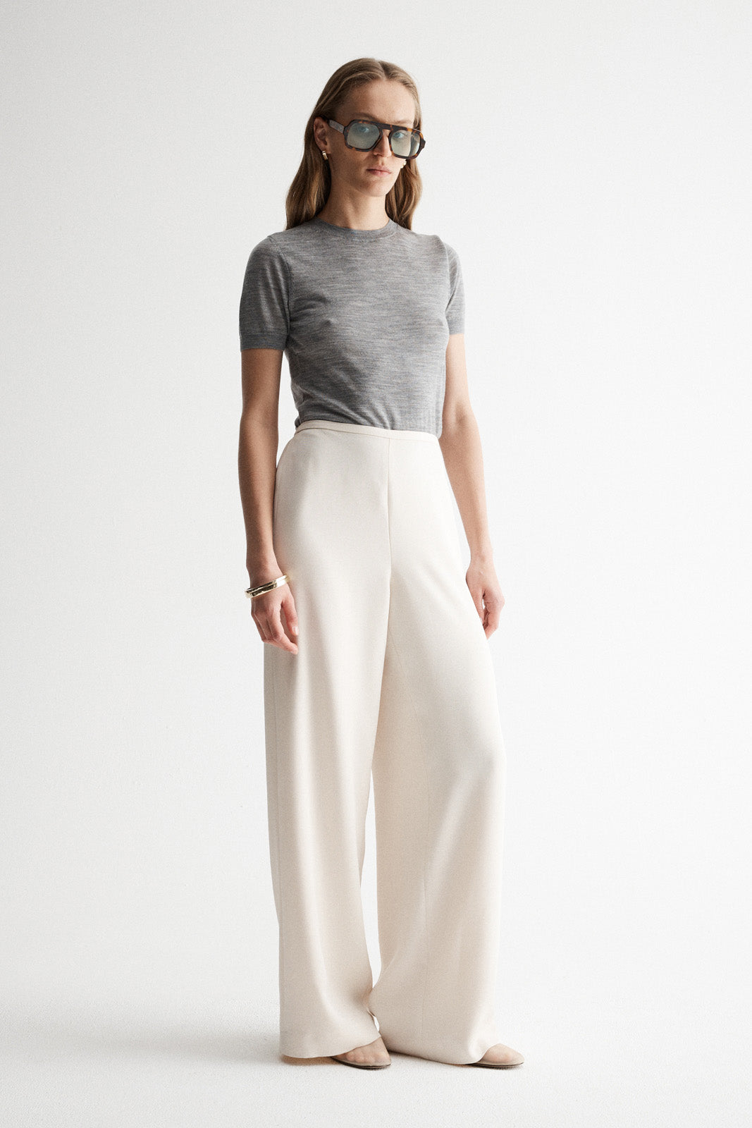 CORNERSTONE SIDE LINE STRAIGHT PANTS 【公式通販】 CORNERSTONE SIDE LINE STRAIGHT PANTS 【公式通販】