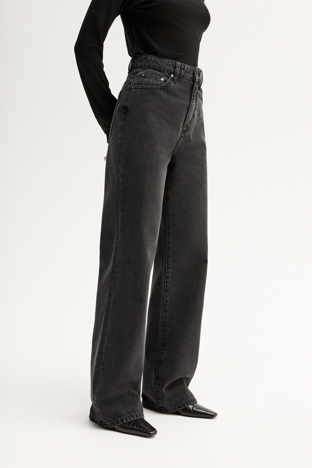 Odin Jean Washed Black