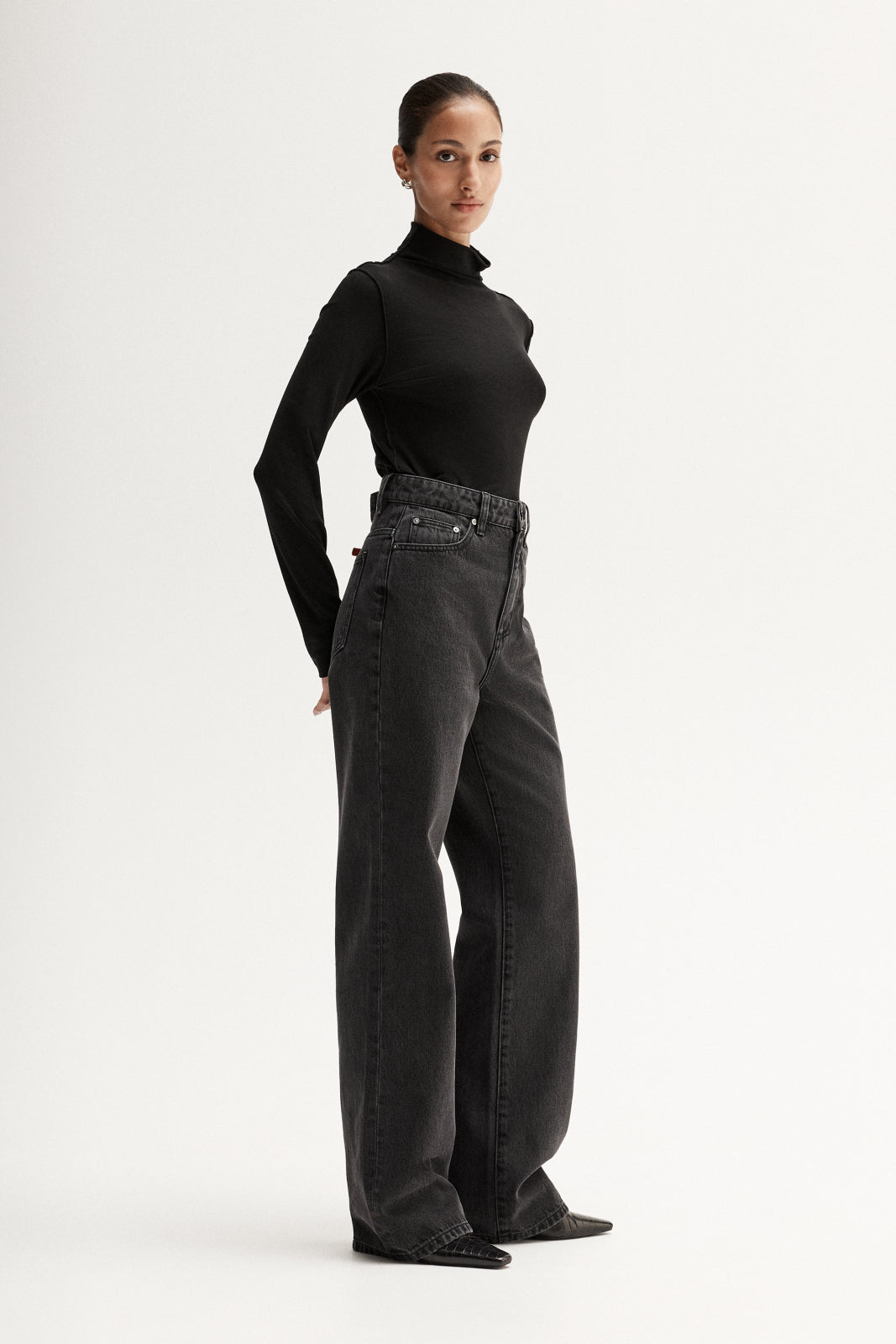 Odin Jean Washed Black