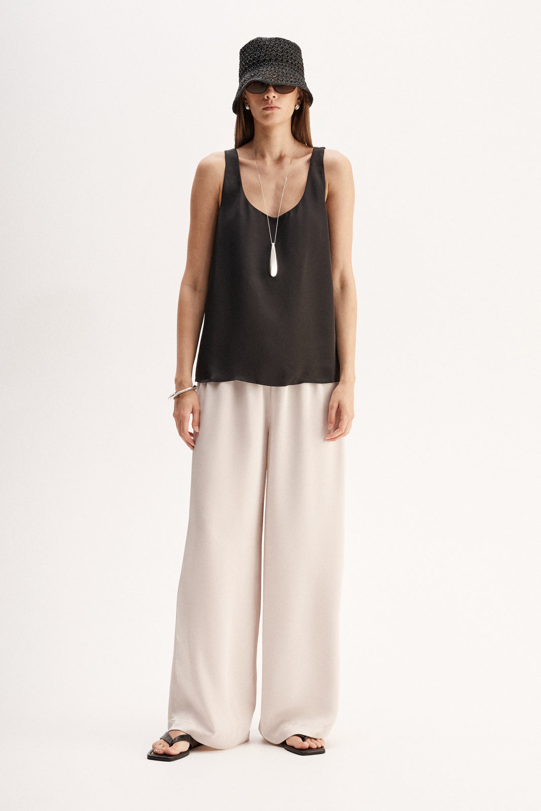 Mina Tank Black