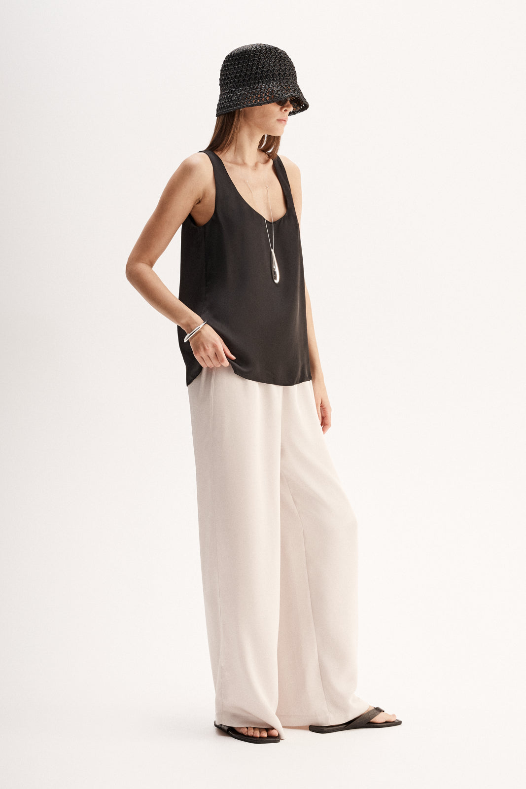 Mina Tank Black
