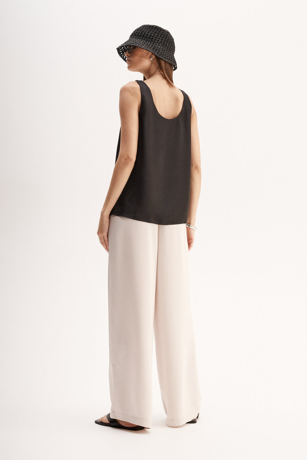 Mina Tank Black