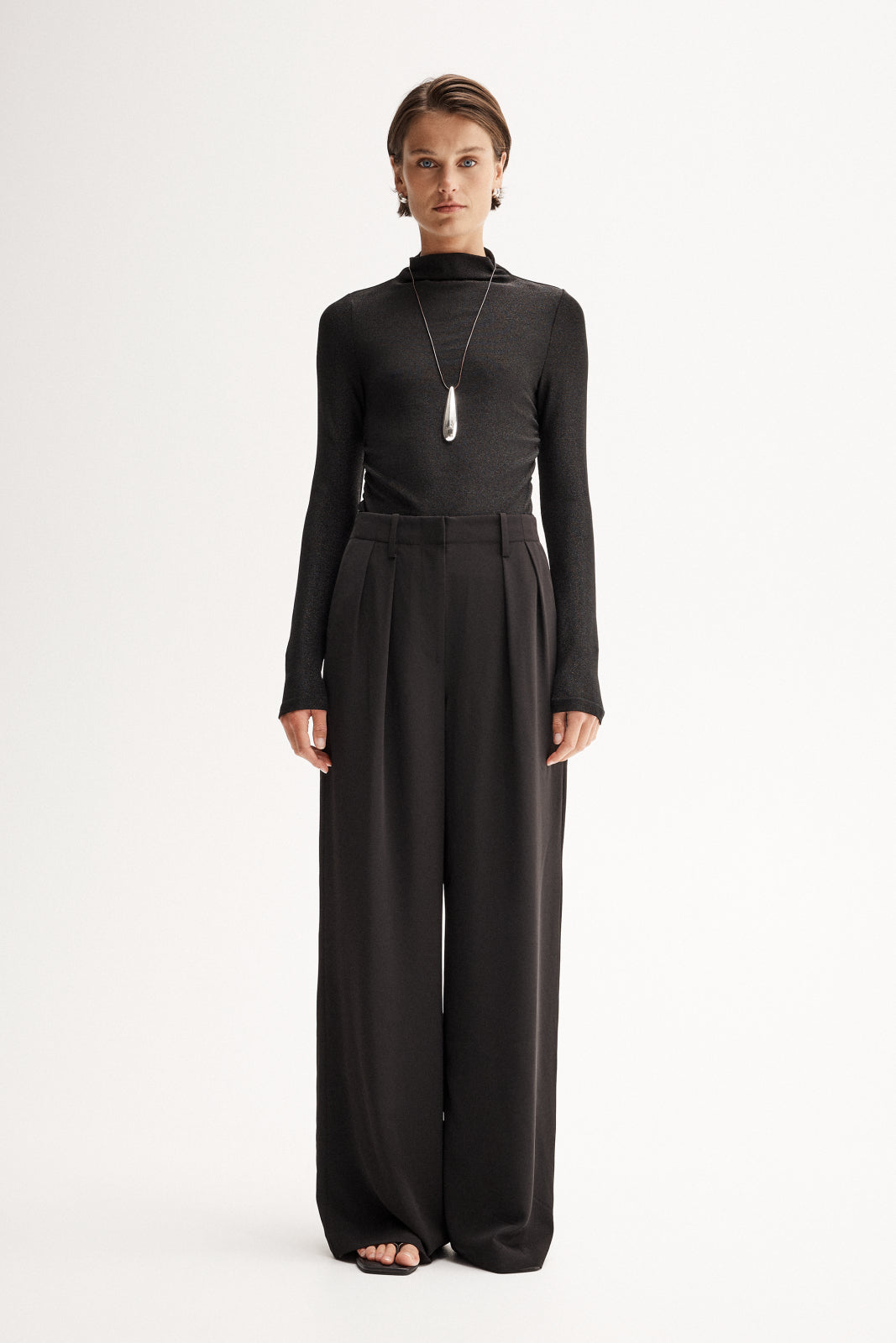 Iris Top Black
