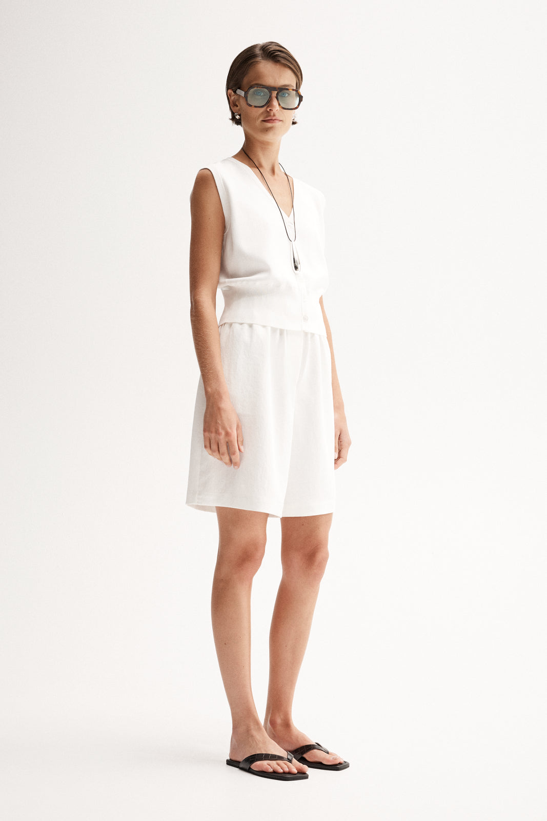 Halifax Knit Vest White