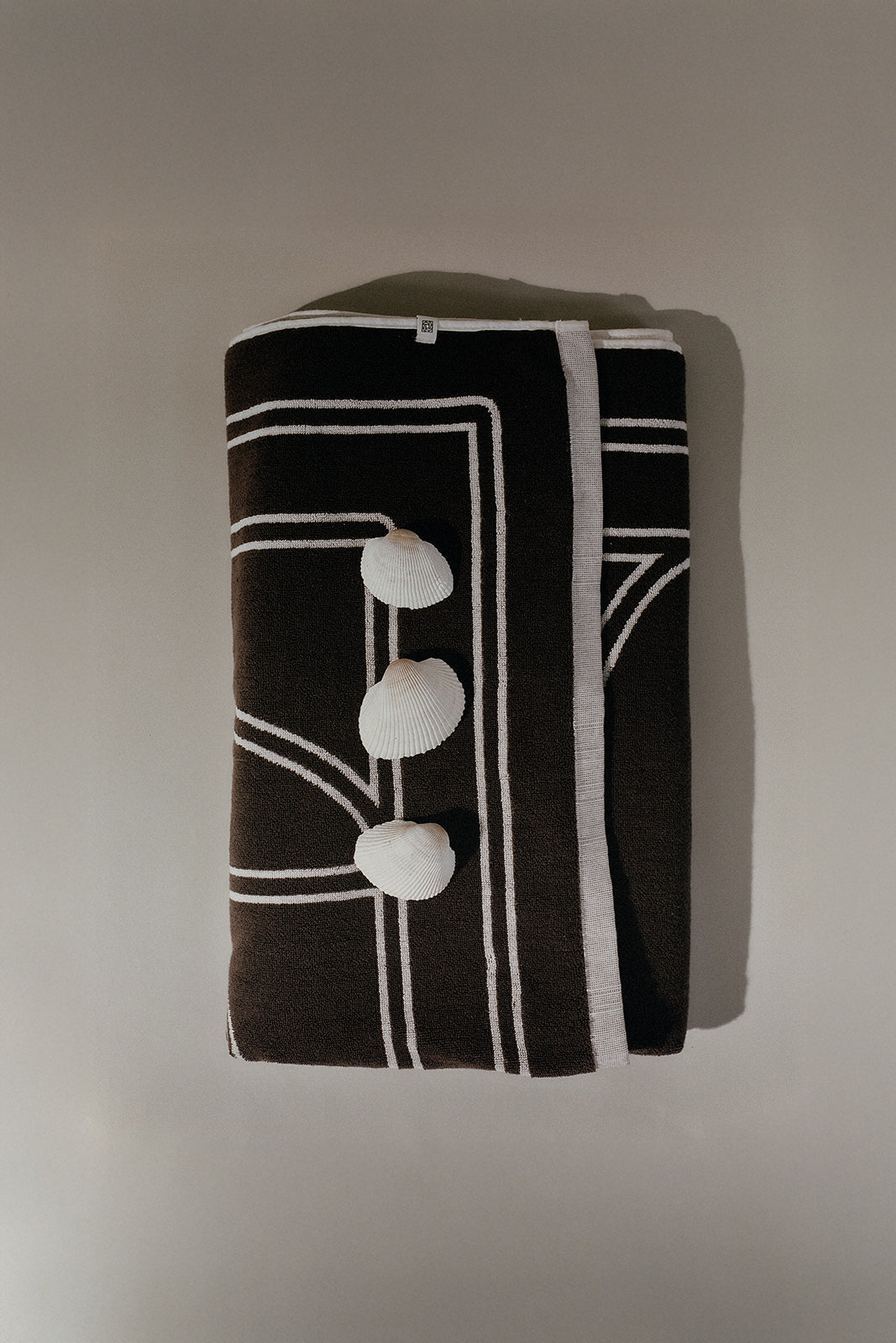 Beau Towel Chocolate Ecru