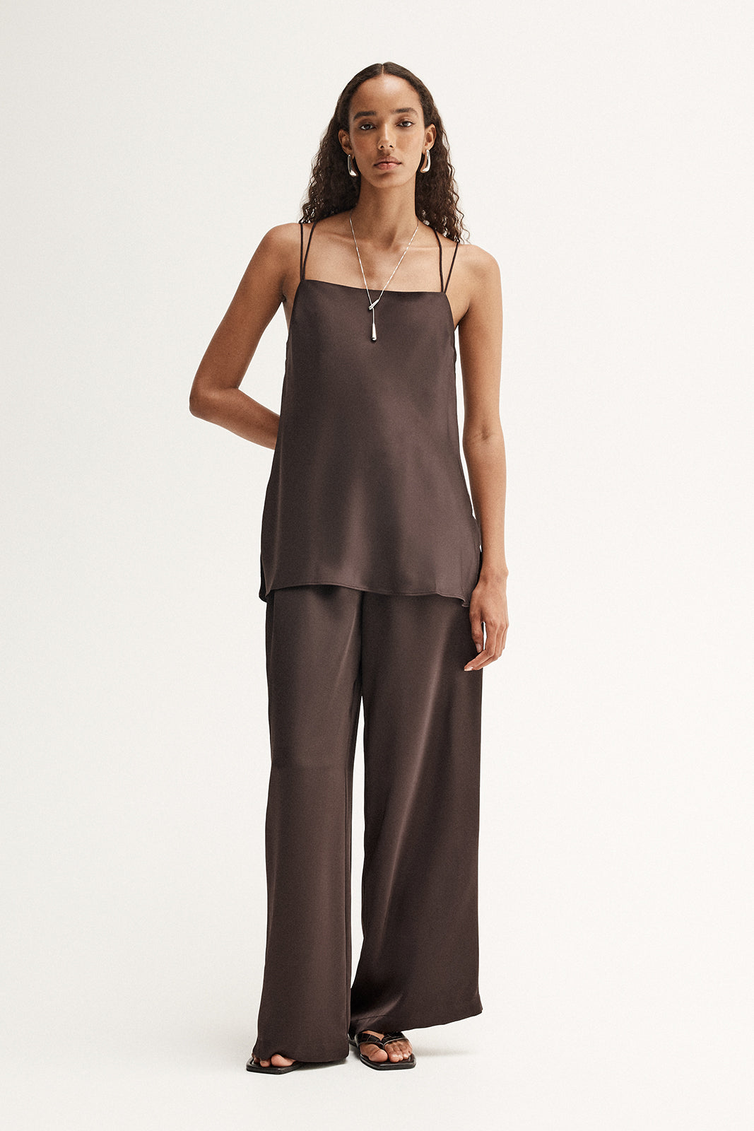 Delaney Top Chocolate