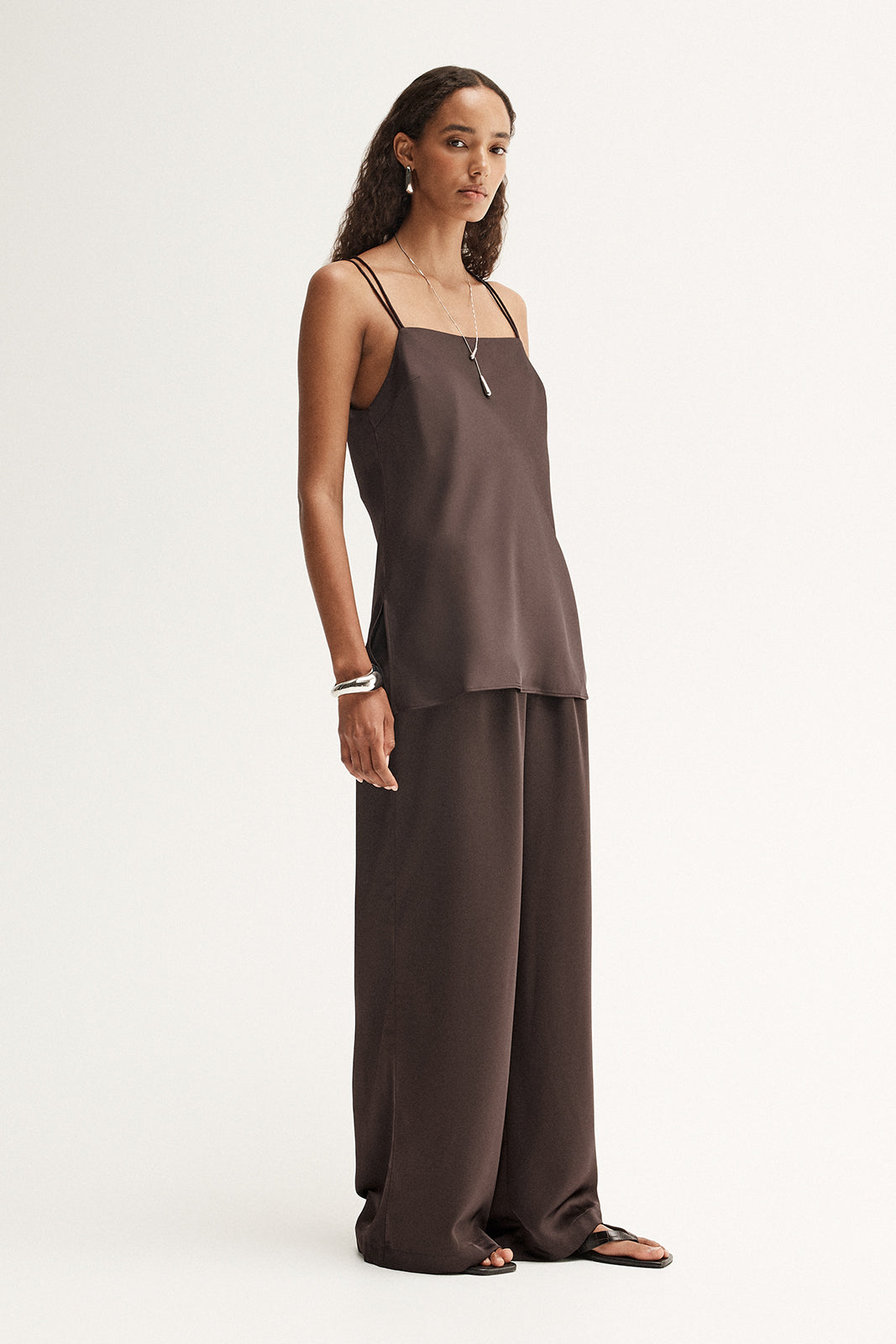 Delaney Top Chocolate