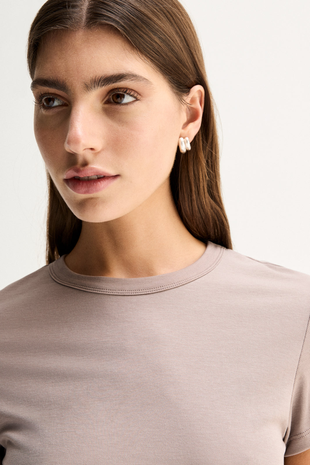 Bonnie Fitted Tee Almond Marle