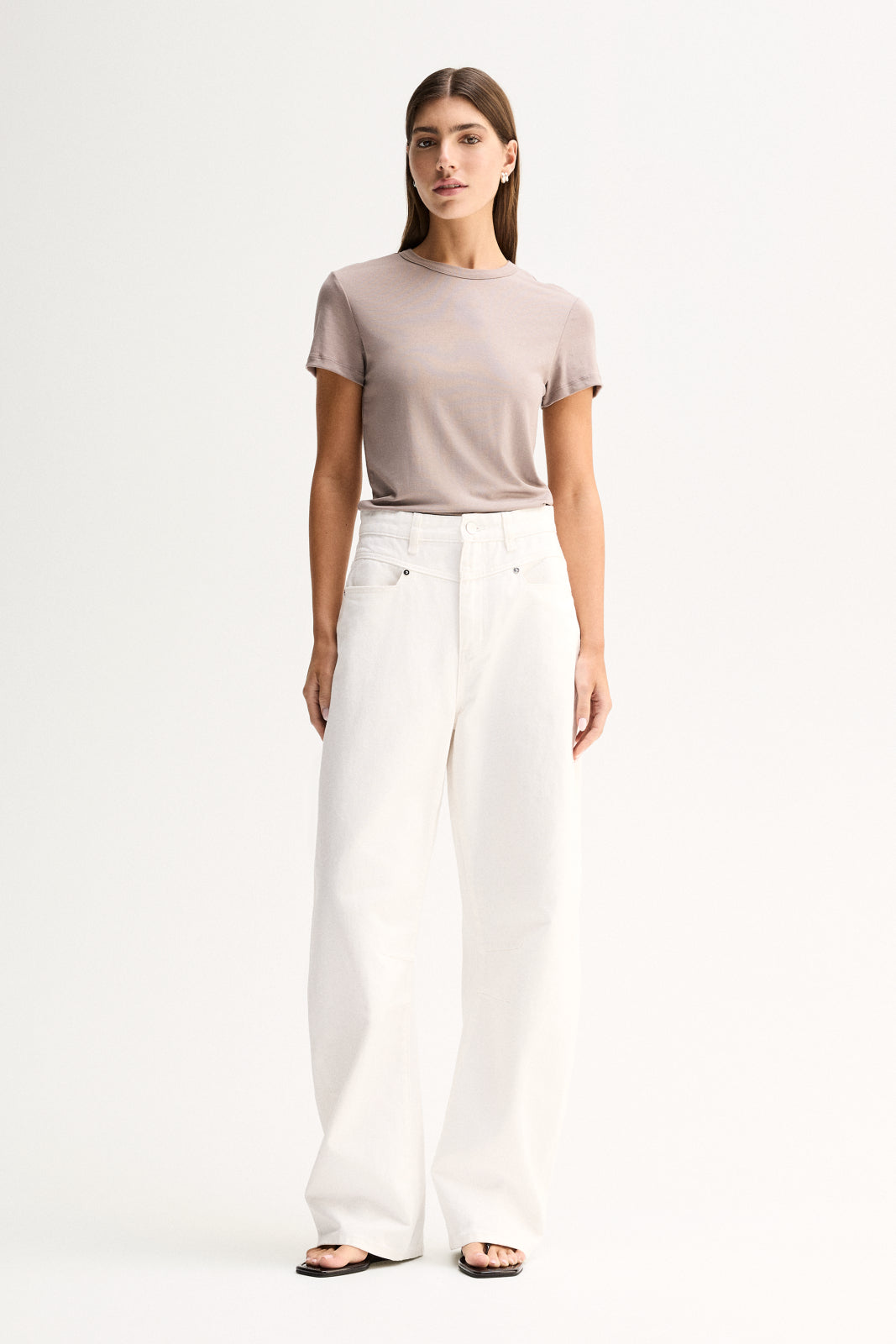 Bonnie Fitted Tee Almond Marle