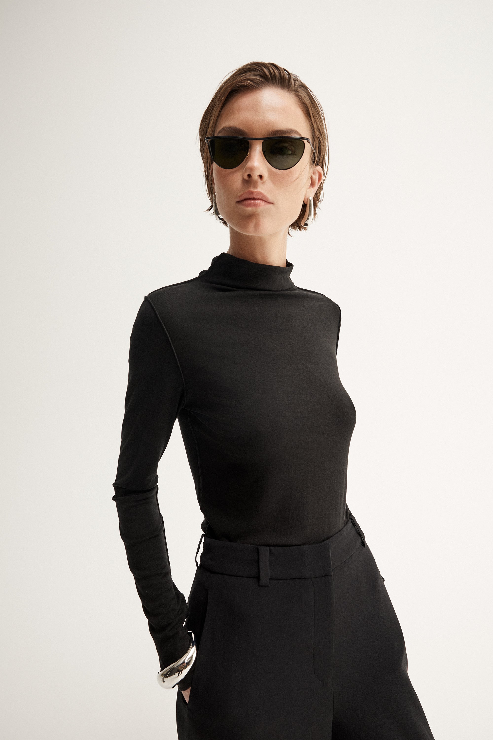 Darby Top Black