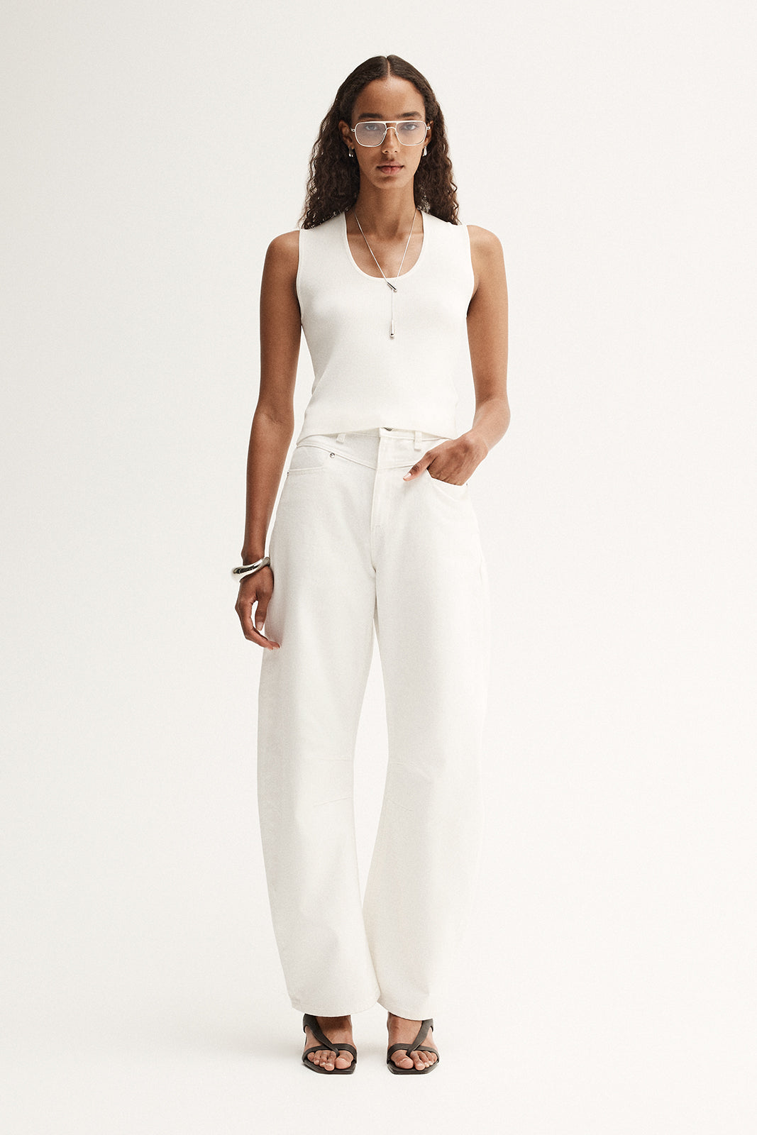 Chelsea Barrel Leg Jean Ivory