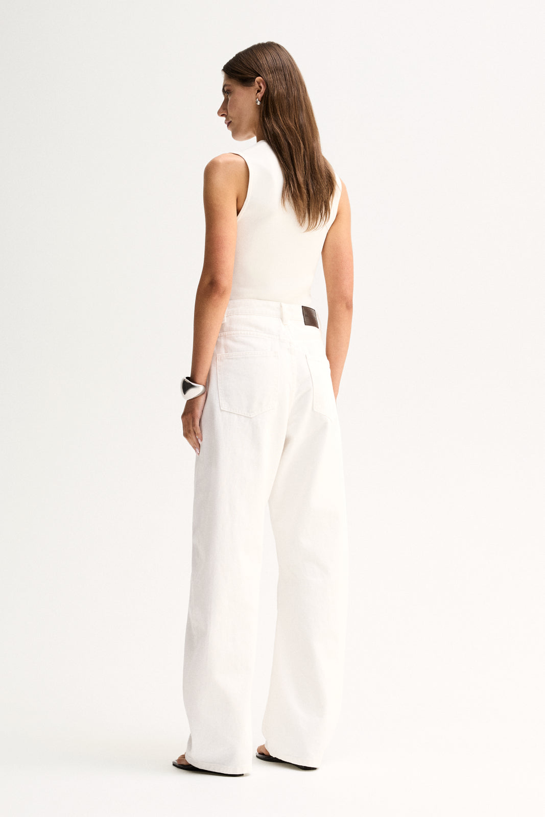 Chelsea Barrel Leg Jean Ivory