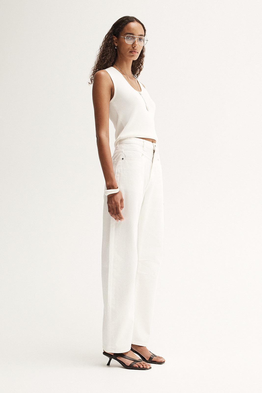 Chelsea Barrel Leg Jean Ivory