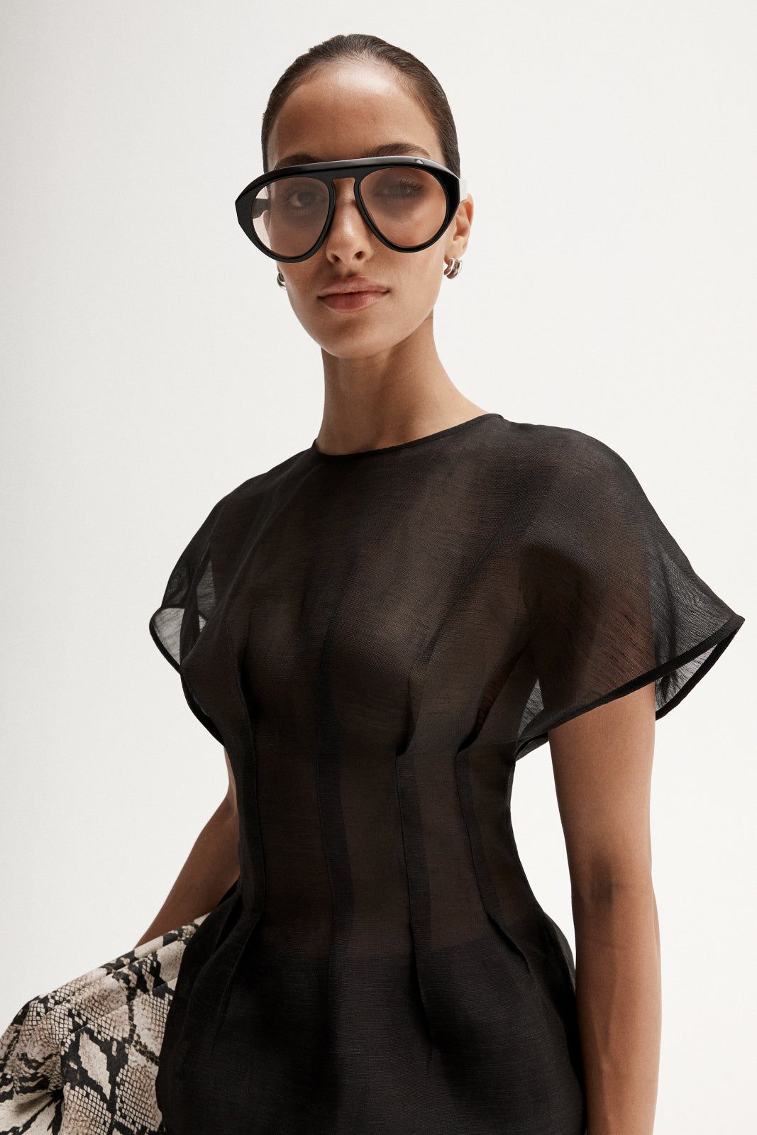 Monroe Top Black