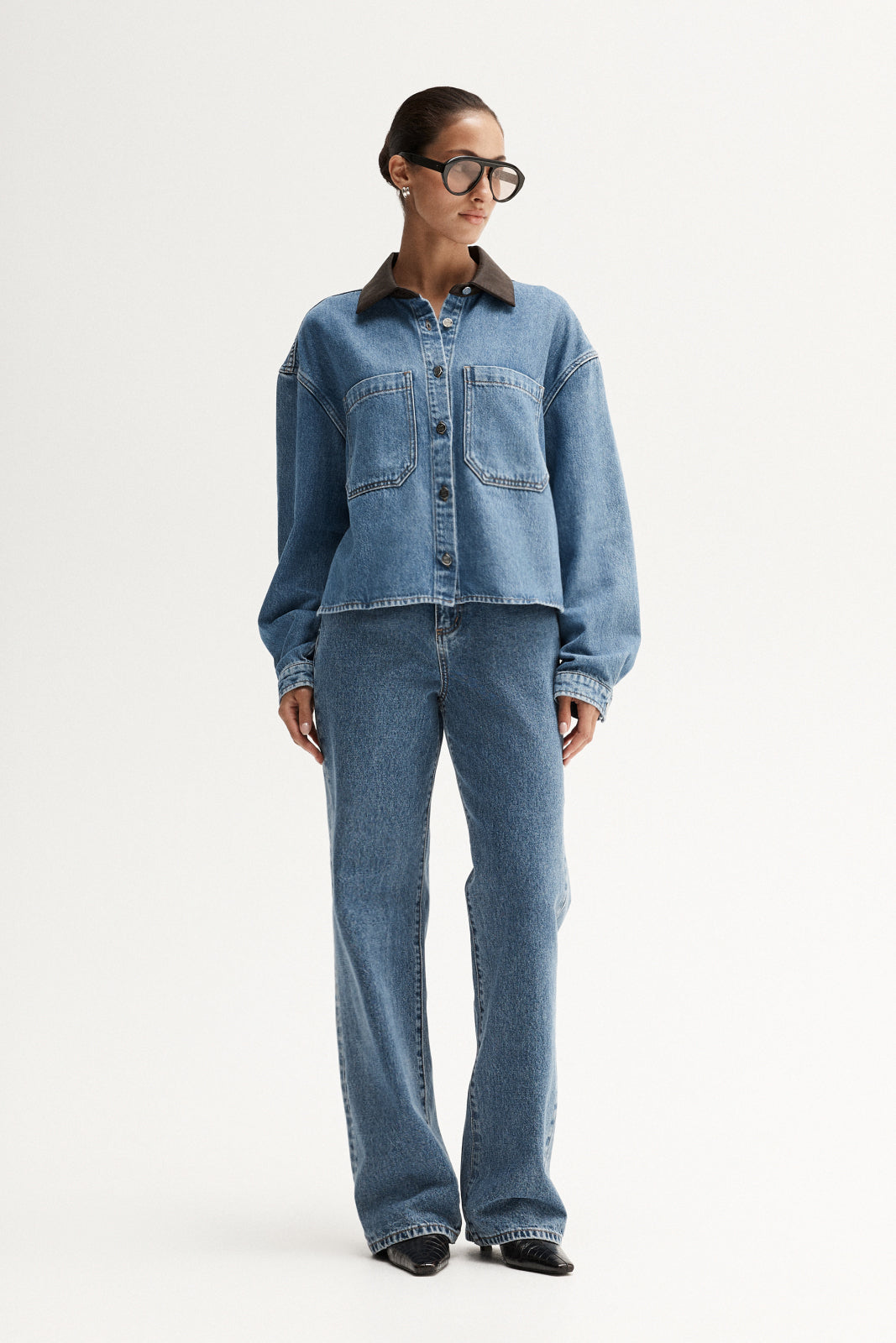 Women's Benji Denim Shirt in Light Denim Blue - Elka Collective
