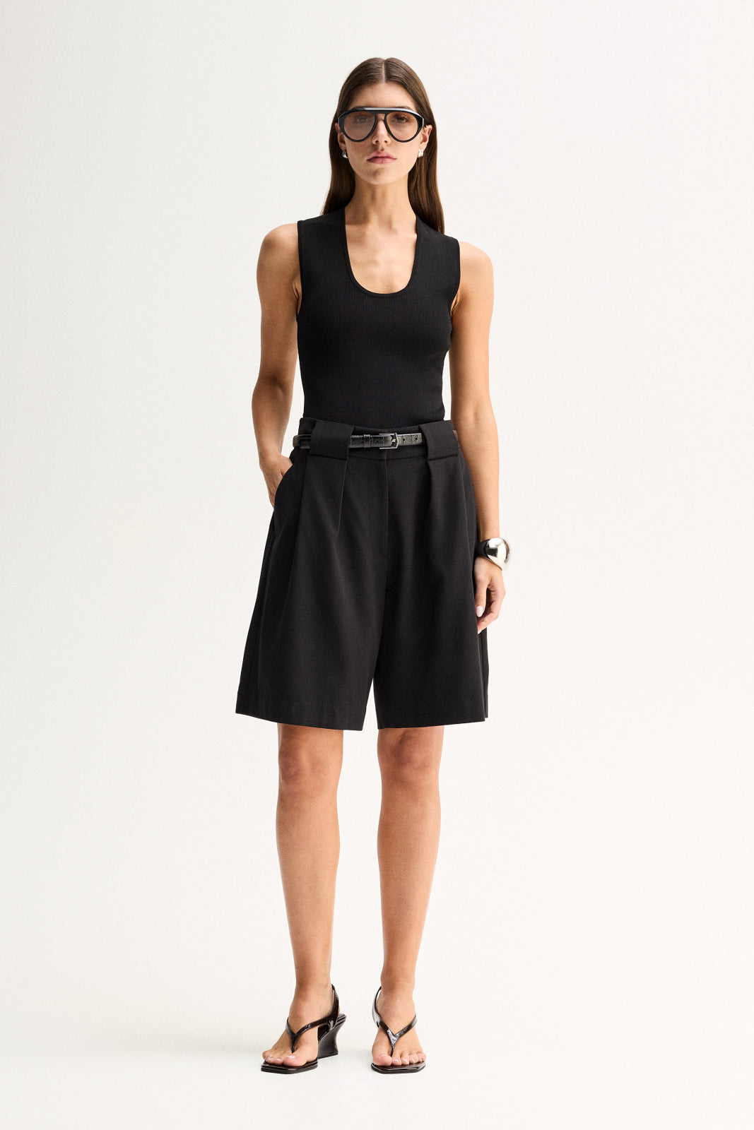 Elliot Short Black