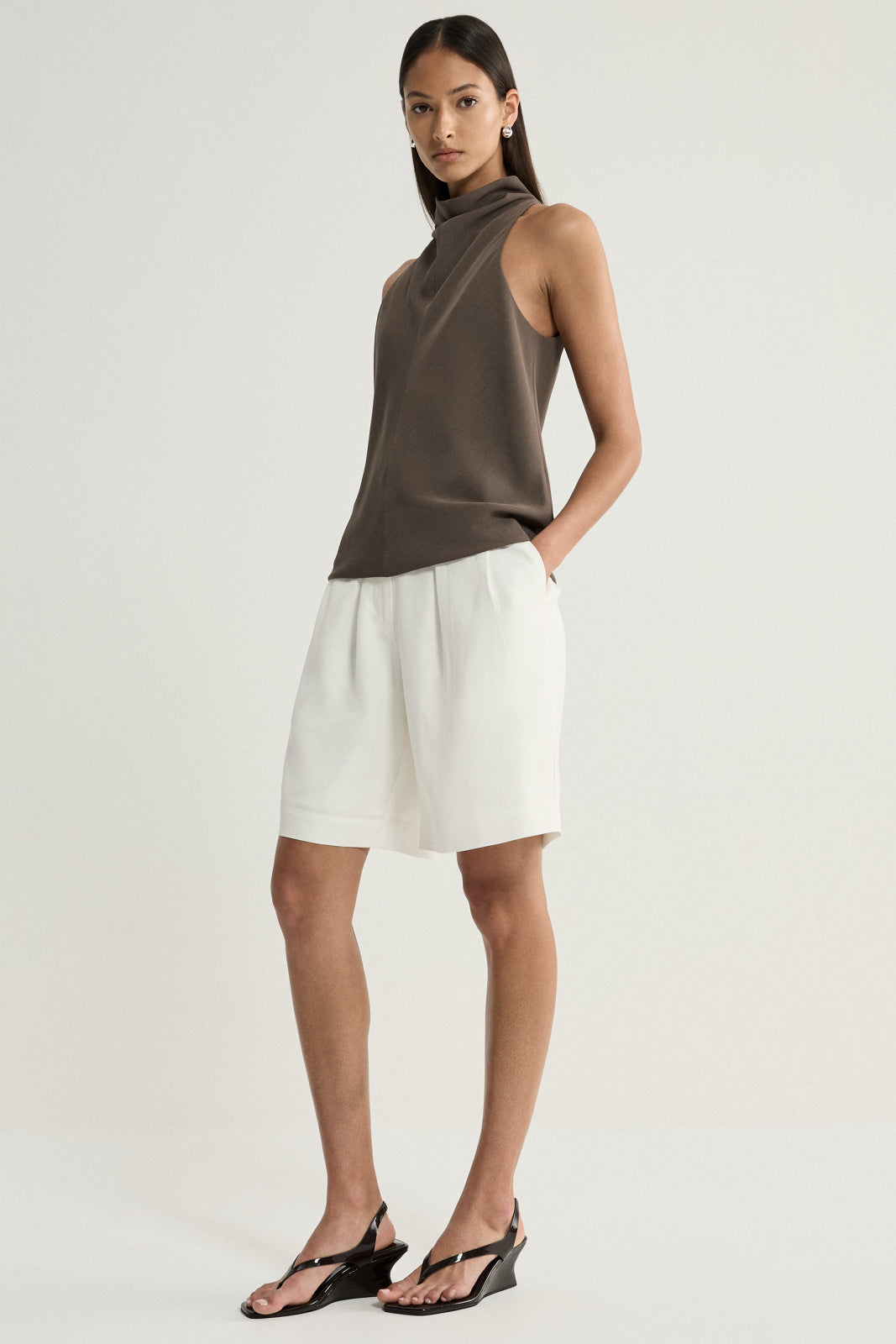 Margot Top Taupe