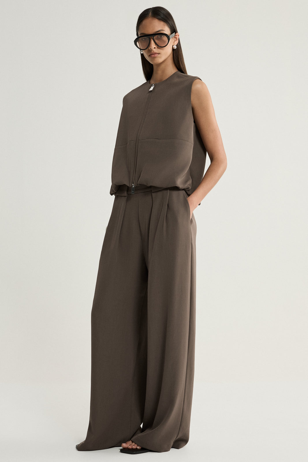 Margot Vest Taupe