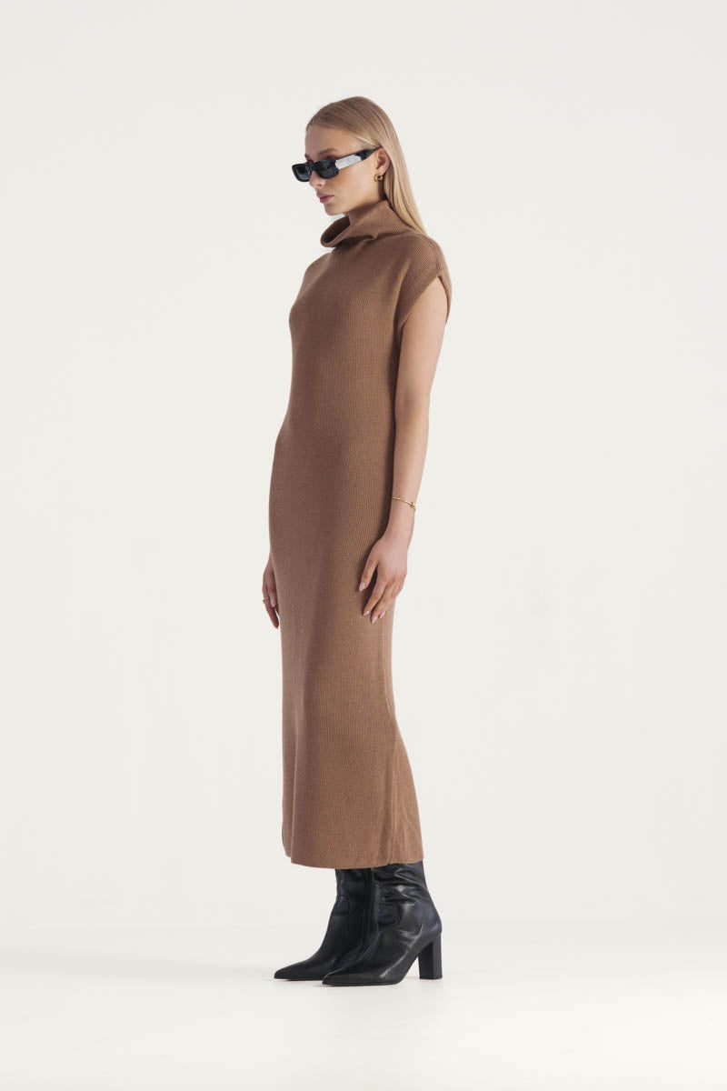 Collective Tan Neck | Midi Brown in Dress Elka Knit Sleeveless Navarra Funnel